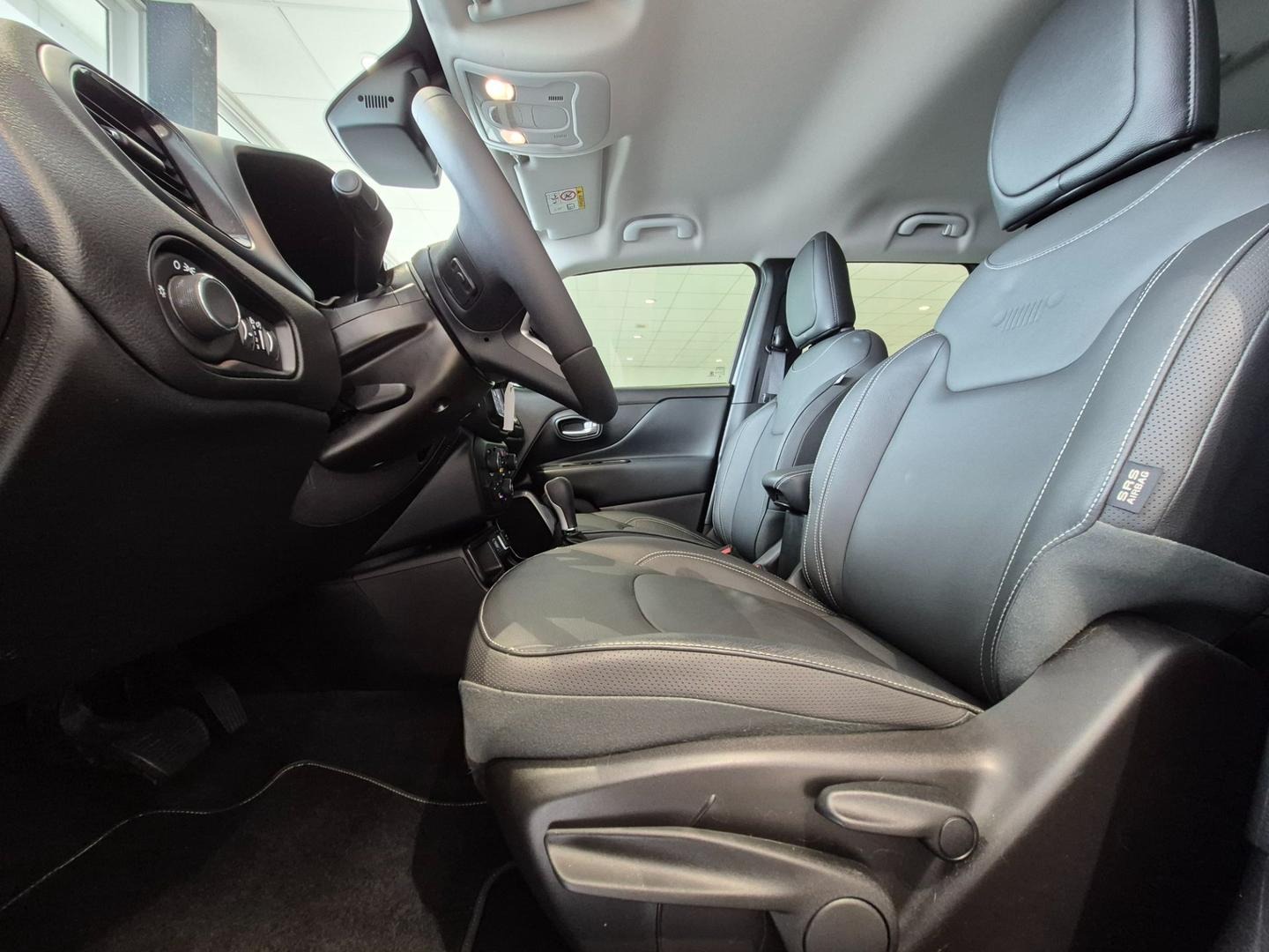 Jeep Renegade Longitude T270 1.3 Tb 4×2 Flex Aut Jeep Renegade Longitude T270 1.3 Tb 4×2 Flex Aut